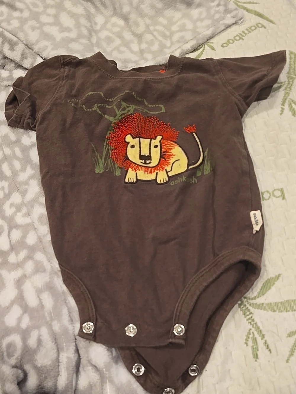 ❤️10/$20 OshKosh Brown Lion Graphic One-Piece for Kids